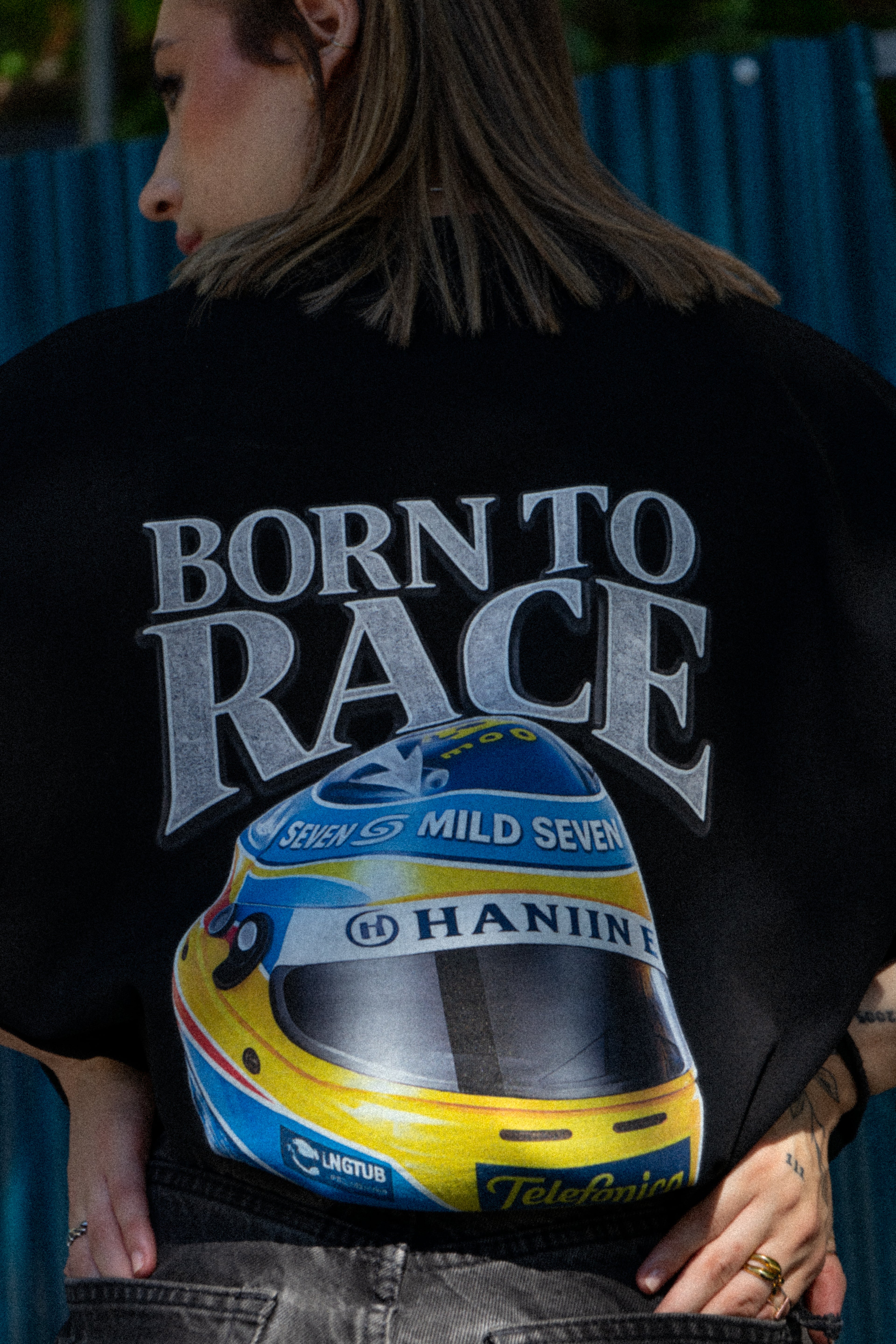 Camiseta negra "Born to Race"